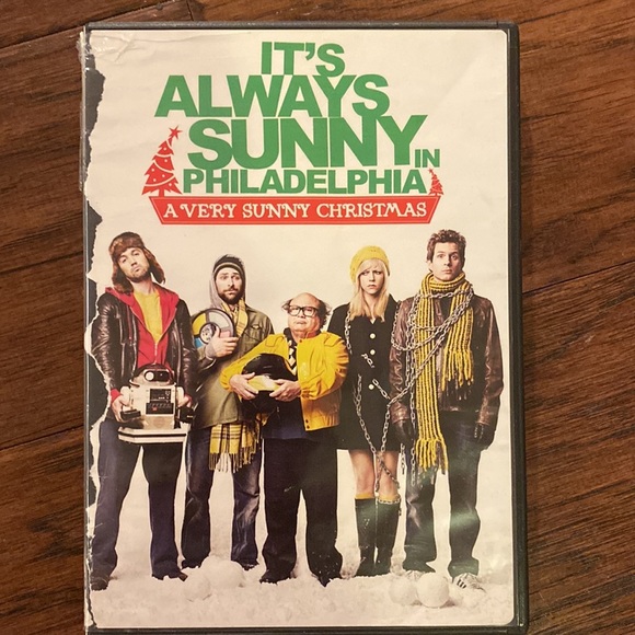 3 Christmas DVD Grinch Stole Christmas, Polar Express, Always Sunny Philadelphia - Picture 2 of 9